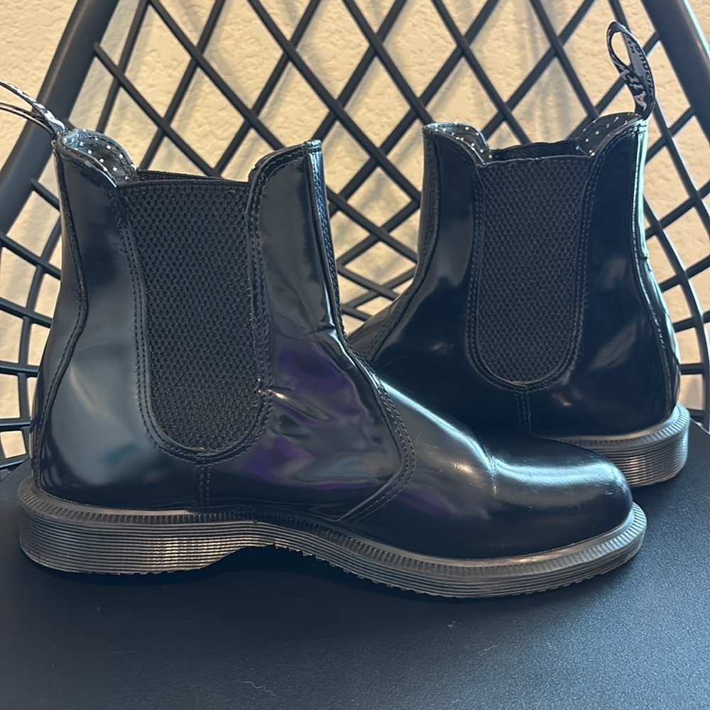 Dr. Martens Boots in Black Sz 7 - Picture 5 of 8